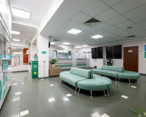 Многопрофильный центр СМ-Клиника на Симферопольском бульваре Фото 2