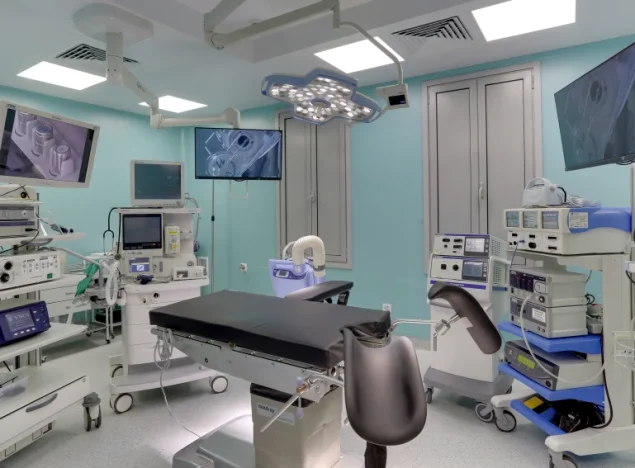 Швейцарская Университетская Клиника Swiss Clinic Фото 1