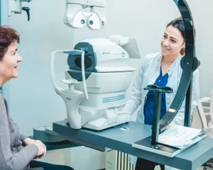 Федеральный центр офтальмологии и микрохирургии глаза YourMed на Молодёжной улице Фото 2