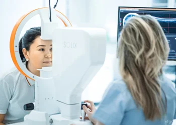 Центр стоматологии и имплантологии YourMed на Молодёжной улице Фото 2